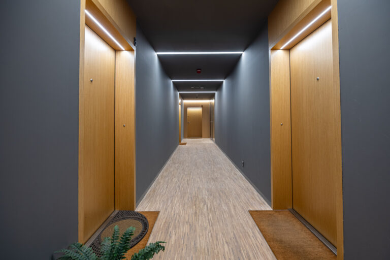 23153 110576522 raw